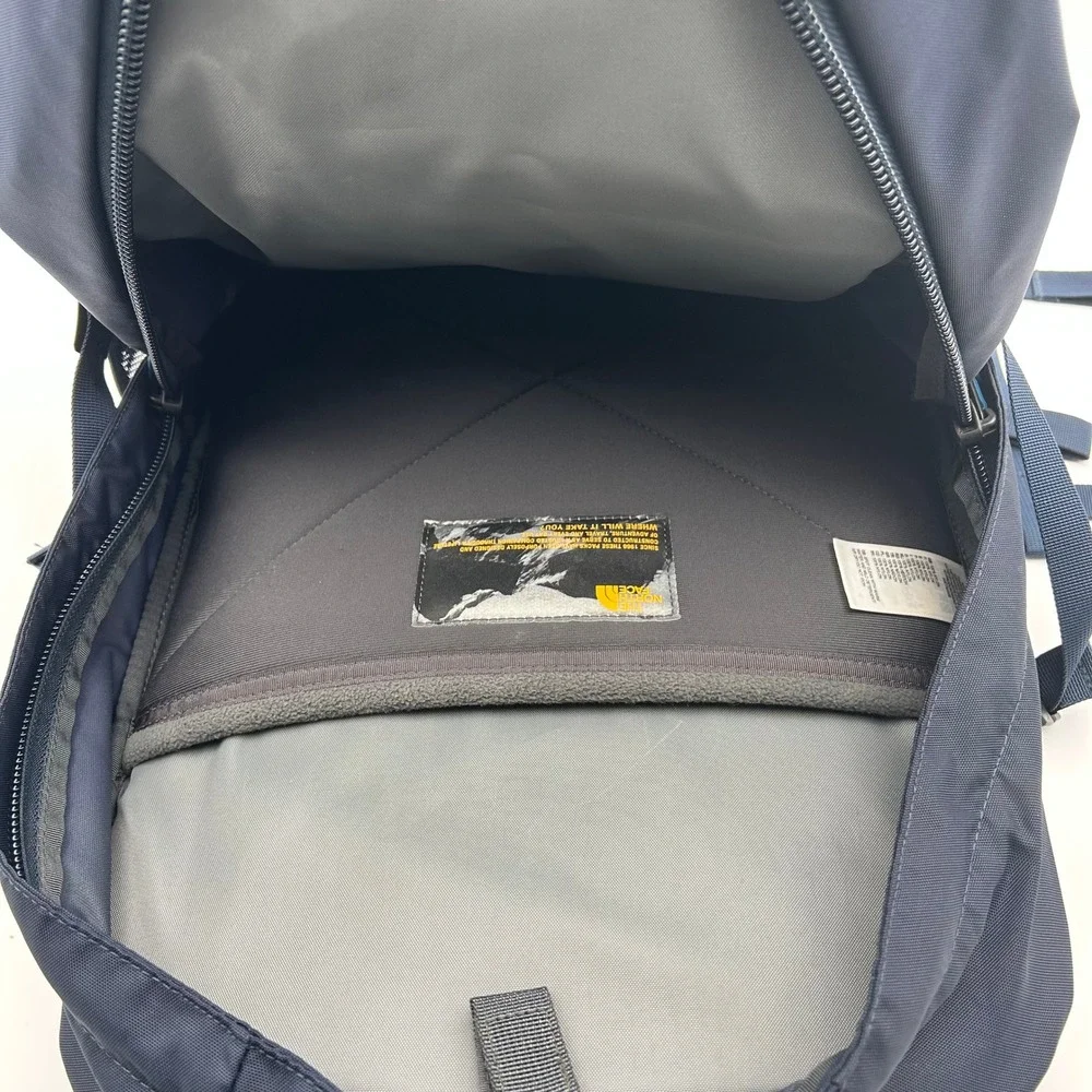 EUC The North Face Hot Shot Backpack in Urban Navy Utility Tactical Techwear